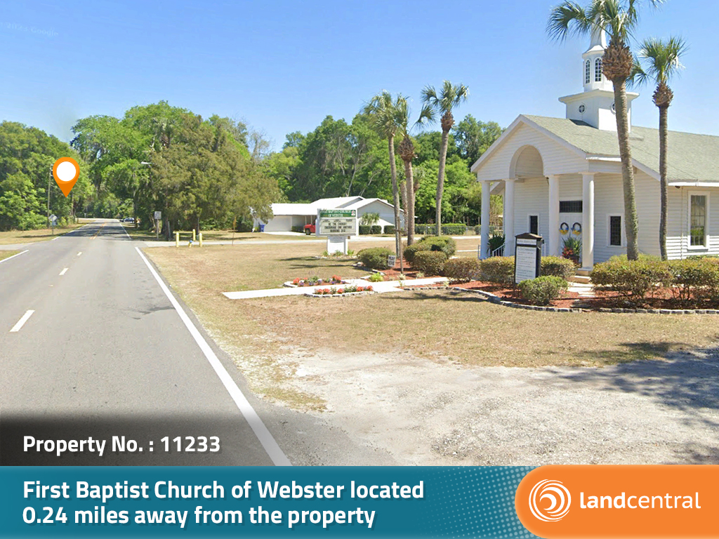 Near Quarter Acre in the Sunshine State3