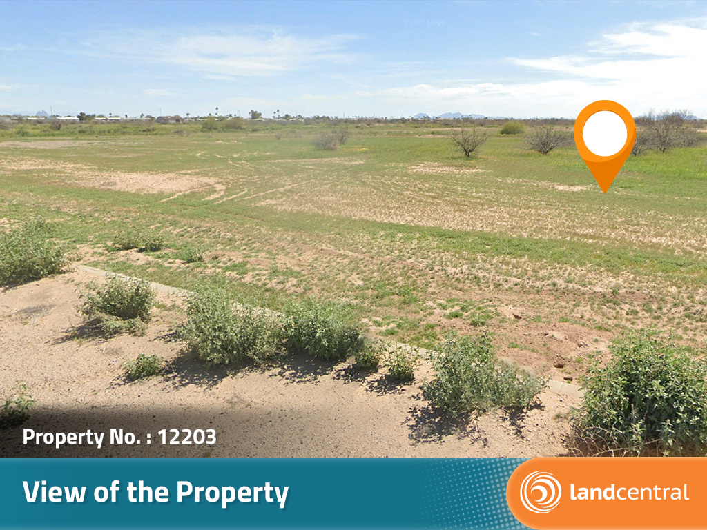 Charming Lot Surrounded by Desert Beauty8