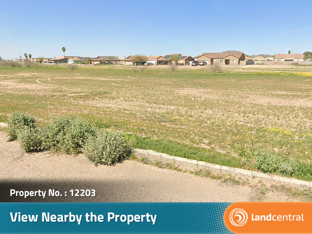 Charming Lot Surrounded by Desert Beauty5