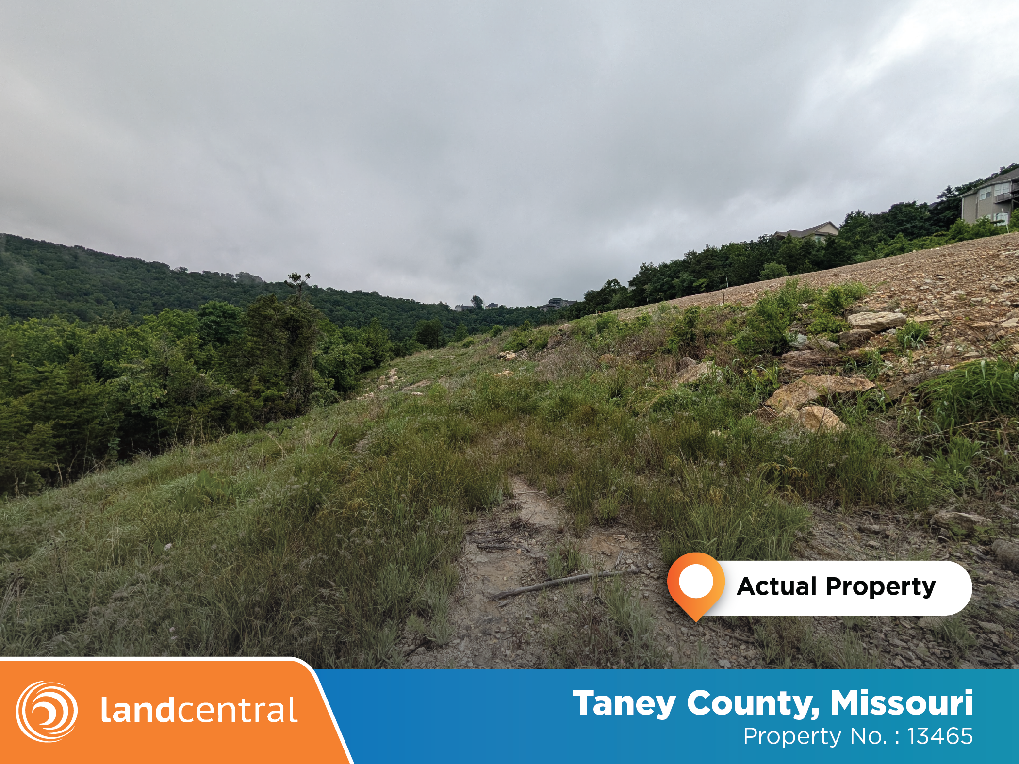 Half an acre backed up to Table Rock Lake8