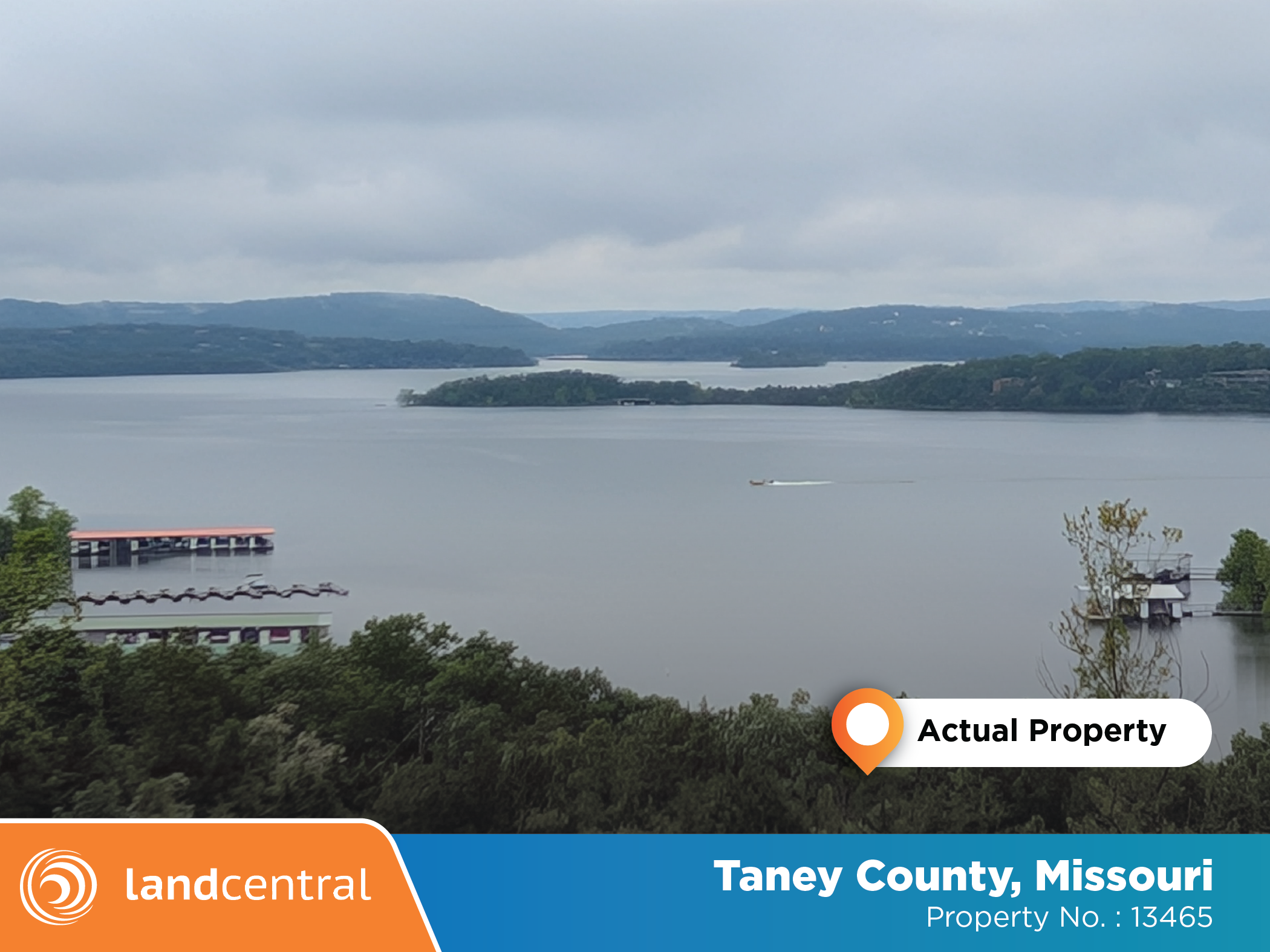 Half an acre backed up to Table Rock Lake3