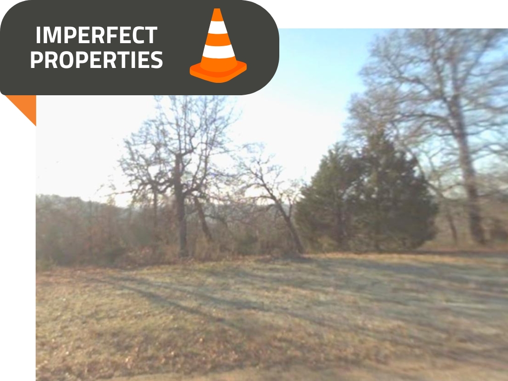 Beautifully wooded property minutes from a lake9