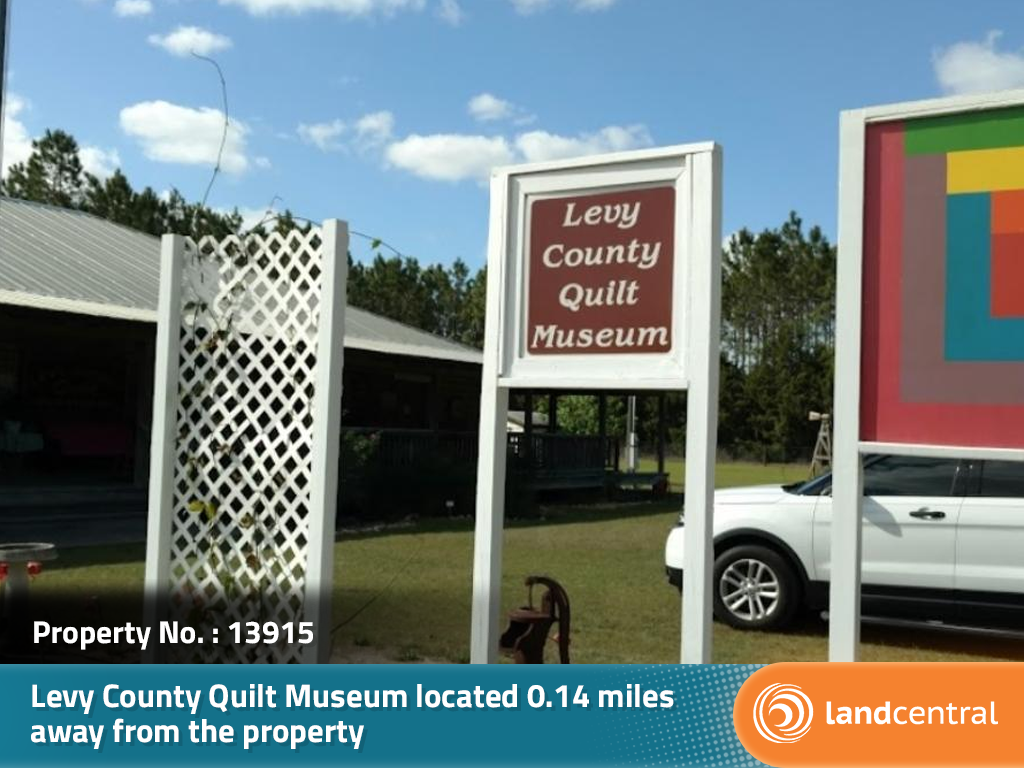 About 30 minutes from the Gulf of Mexico this lot is a true gem8