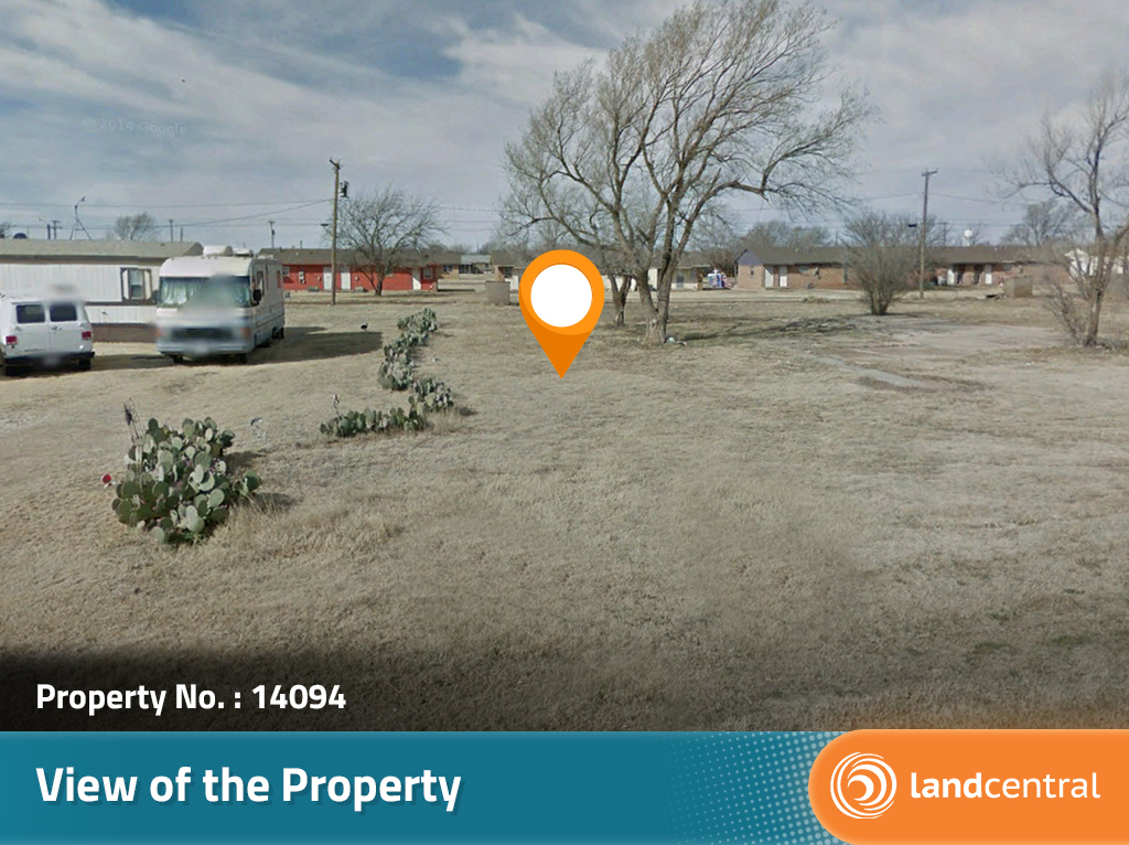 Great lot in a well established farming community3