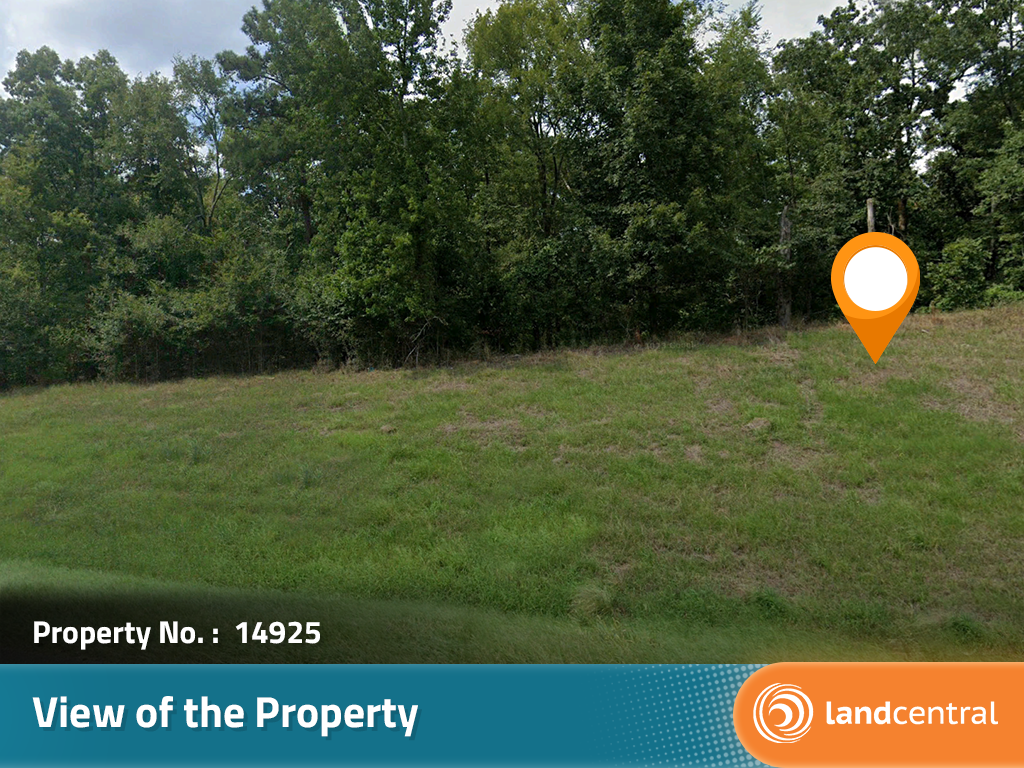 Nearly an acre at the end of a charming road near the lake13