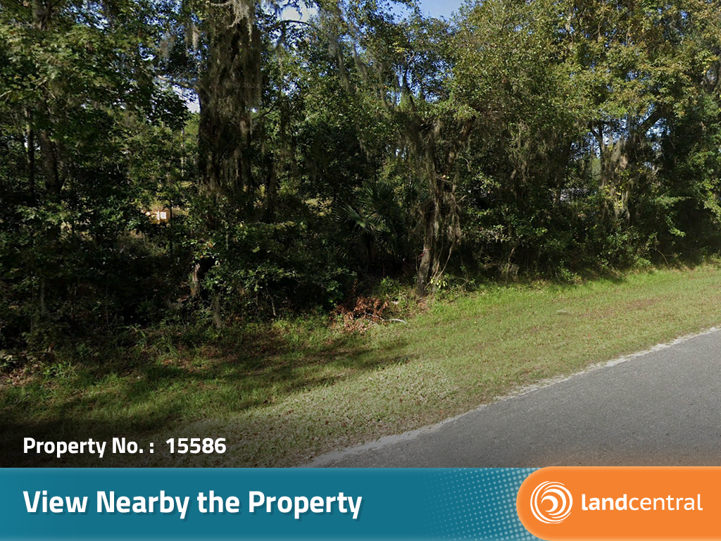 A stunning property in a picturesque coastal town awaits you here