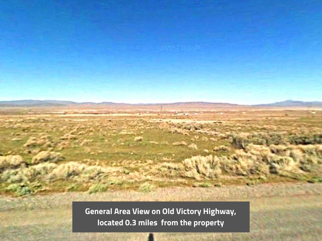 More than an acre and a half in the Humboldt River Ranch neighborhood3