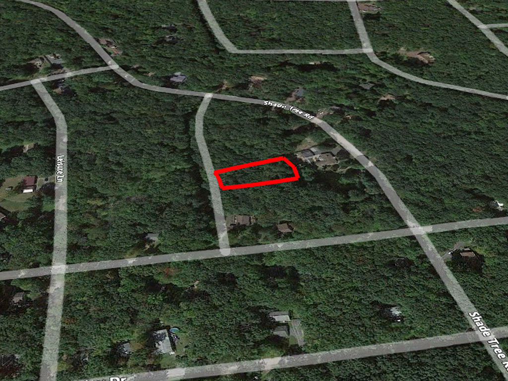 Stunning Lot in Private Pocono Mountain Community1