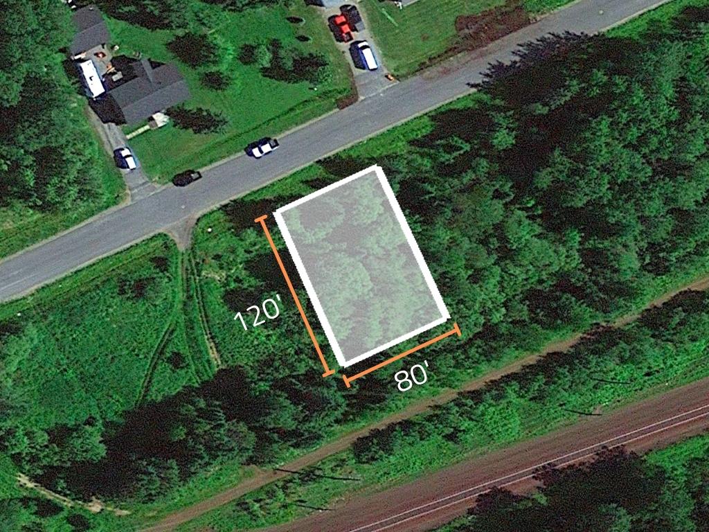 Beautiful neighborhood surrounded by lakes and fun1