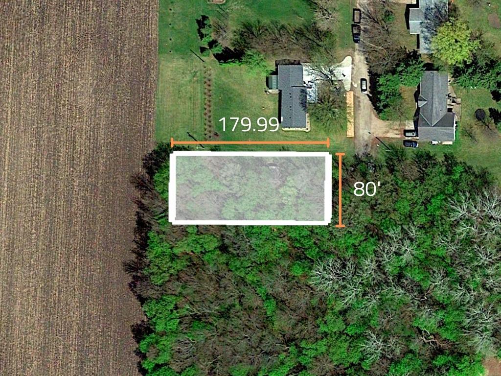 Nice sized lot in a beautiful, small farm town and close to the lake1