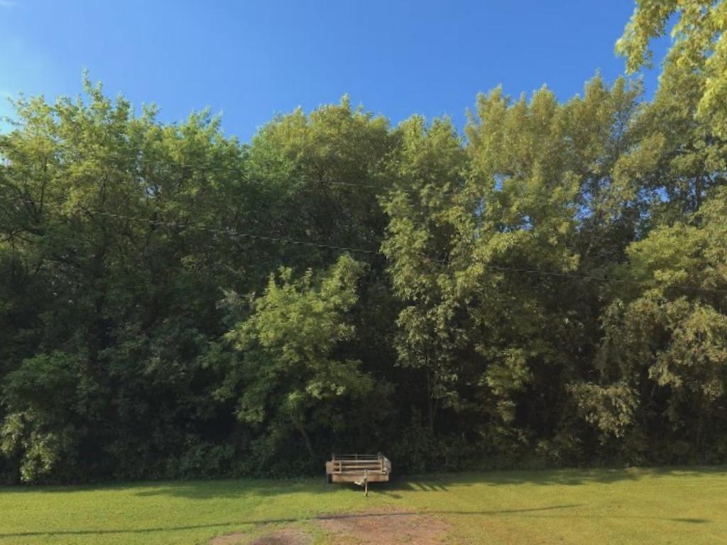 Nice sized lot in a beautiful, small farm town and close to the lake1