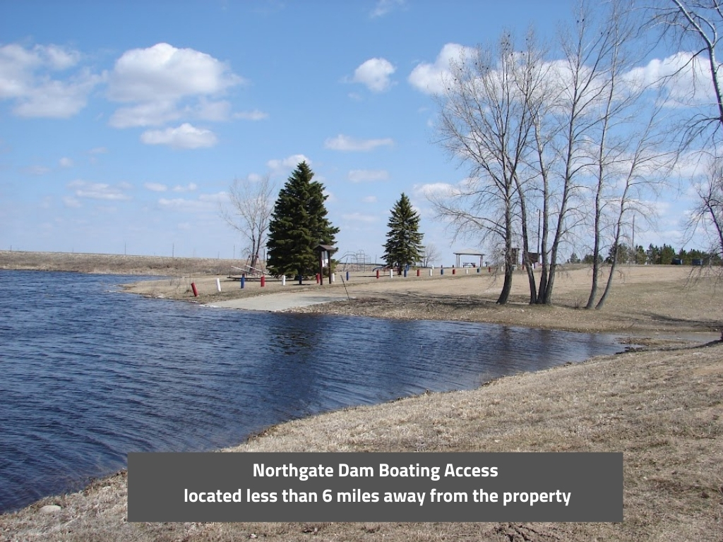 Beautiful small town just minutes from the Canadian border1