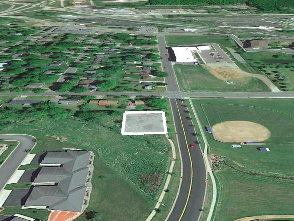 Great property in a beautiful neighborhood close to  everything1