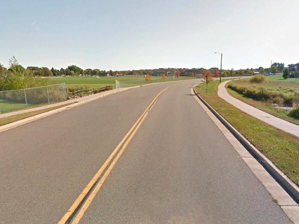 Great property in a beautiful neighborhood close to  everything1