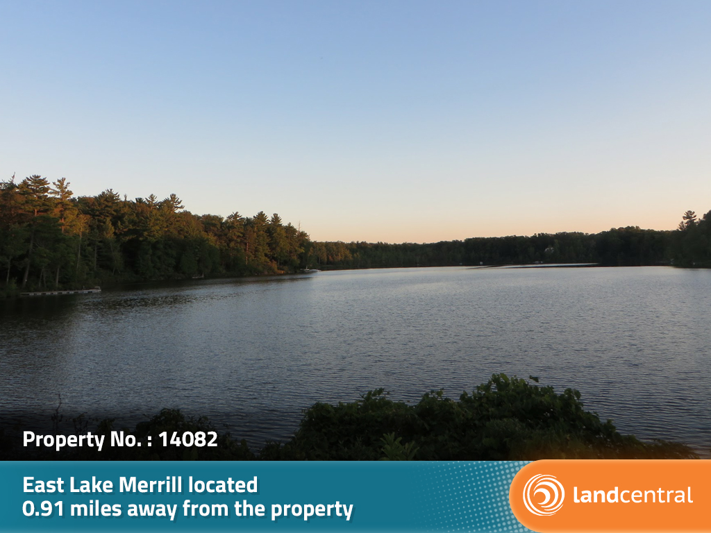 Large property for the neighborhood with a lake nearby1