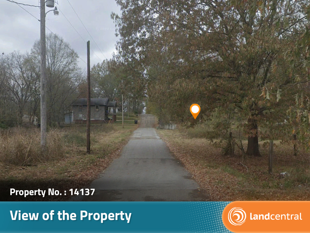 Nice lot in a well established neighborhood of a lovely small town1